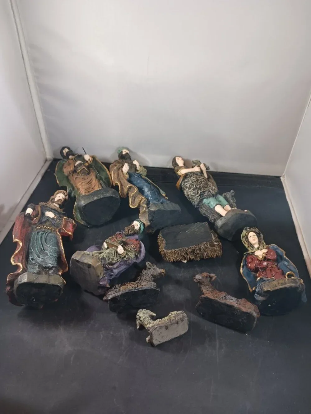 Vintage Resin Traditional Christmas Nativity Set 10 Pieces